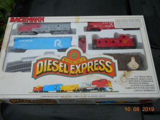 Bachman Diesel Express Ho Scale Electric Train Set