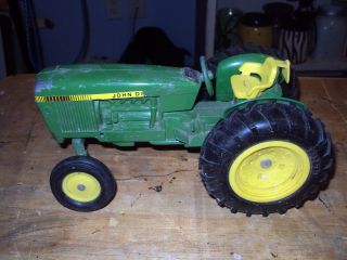 Vintage Ertl John Deere Green Tractor 584 Diecast Dyersville Ia 1:16