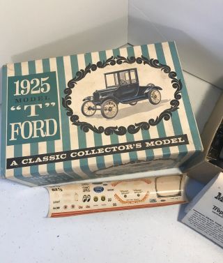 1925 Model T Ford Authentic 1/25th Scale Model A Classic Collectors Model