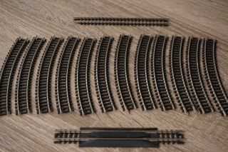 Atlas N Scale Track 2510 Curved (12) 2501 Straight (1) 2532 Rerailer (1)