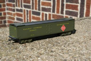 Roundhouse Products 50ft Wood Express Reefer Railway Express Agency Rea