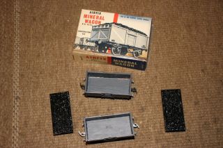 Airfix Oo Scale Mineral Wagon Model Kit