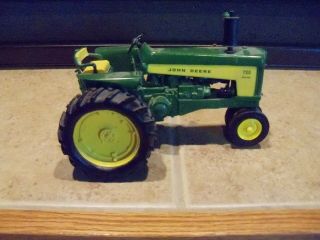 1/16 Scale 730 John Deere Toy Tractor Danbury
