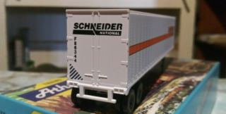 HO Scale 48 Foot Trailer Walthers 3