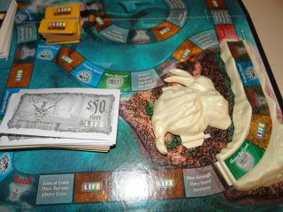 Disney Pirates of the Caribbean Dead Man ' s Chest LIFE GAME 3