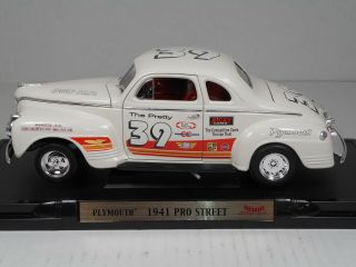 Yat Ming 92399 1941 Plymouth Pro Street Die - Cast Deluxe Edition 1/18 Scale