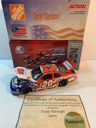 Action Tony Stewart 20 Home Depot Independence Day 2003 Autographed 1/24