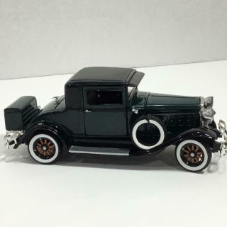 1930 Hudson Great Eight Green Diecast Car 1:32 Scale By Signature