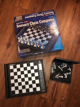 Radio Shack 1680l Sensory Chess Computer -