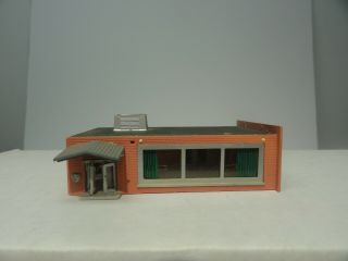 N Scale Store/office 3.  75 " /2.  5 " /1.  25 " B105