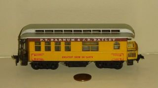 Roundhouse Ho Scale Barnum & Bailey Circus Observation Car - Model Train Layouts