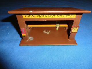 American Flyer by Mini - Craft Waiting Room Shed from 271 Whistle Stop Set 2