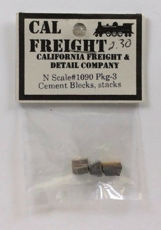 Cal Freight 1090 Cement Blocks Stacks Set Of Three N Scale