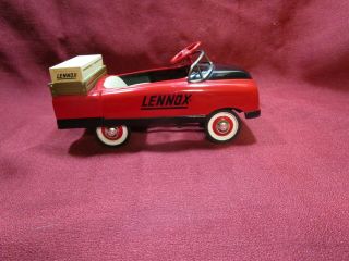 Crown Premiums Lennox Bmc Stake Truck 1948 Die Cast Pedal Car 1:6 Scale Red