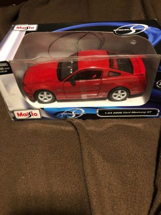 1/24 Maisto Special Edition 2006 Ford Mustang Gt