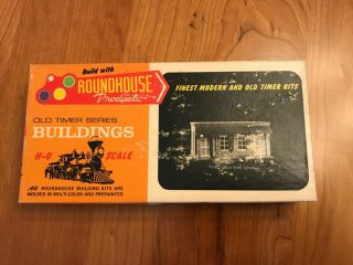 Ho Scale Roundhouse 3 - In - 1 Old Timer Series Buildings Craft Kit