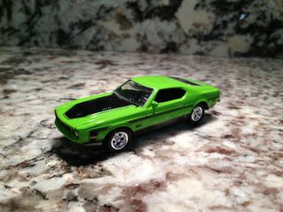 Johnny Lightning Ford Mustang Mach 1 Die Cast Car 1/64 Scale Green Black