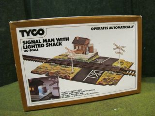 Tyco Ho Scale Signal Man With Lighted Shack 928 Box