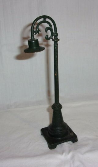 Vintage Cast Iron Street Light 8 3/4 " Tall Possibly Ives Or Lionel