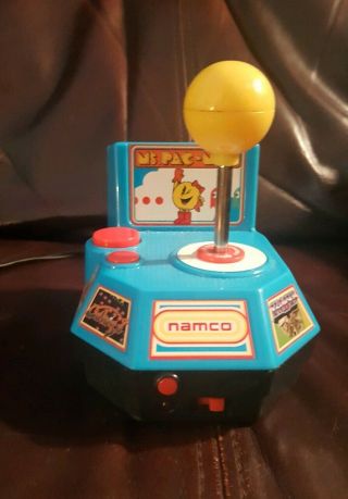2004 Jakks Pacific Namco Pac - Man 5 in 1 Plug and Play TV Games 2