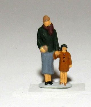 Woman And Daughter Standing 1/48 Pewter O Scale On30 On3 People Figures