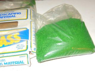 Ho - Vintage Life - Like - 1108 - Box Of Grass - Approx 3/4 Full - H28 -