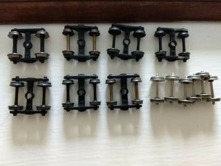 Athearn Ho Scale Freight Car Trucks And 6 36 " Metal Wheels