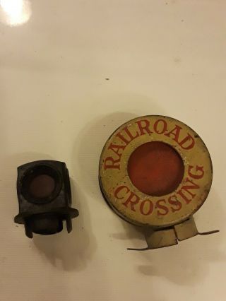 Vintage Metal Railroad Crossing Signal Small Plastic Rr Light