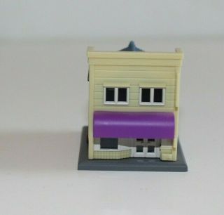 Z Scale Rokuhan Store With Purple Awning