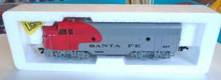 Ho,  Train Engine,  Santa Fe,  F9a,  307 Red/silver,  Bachmann (new?)