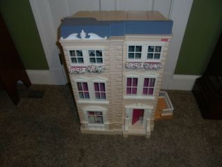 Fisher Price Loving Family Dollhouse Special Edition Townhouse W Furniture Qty 2