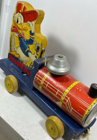 Vintage 1940 ' s Fisher - Price Donald Duck Choo Choo Train No.  450 Wooden Pull Toy 2