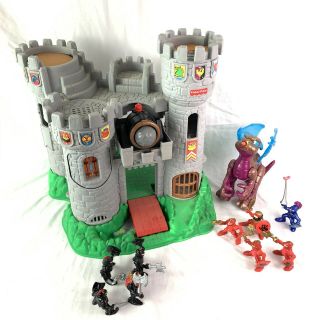 Vintage Fisher Price Great Adventures Castle 7110 With Knights And Dragon