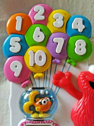 Sesame Street Elmo ' s World Electronic Game Count 1 - 10 Elmo Says Balloon Pop 2000 3