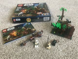 7956 Lego Set Ewok Attack Star Wars Tokkat Logray Scout Trooper Minifigures Box