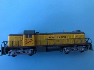 Kato N 176 - 4403 Union Pacific Alco Rs - 2 Locomotive,  Road 1291