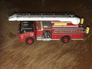 Ho 1/87 Scale Athearn Chicago Fire Cfd Telesquirt Truck Engine