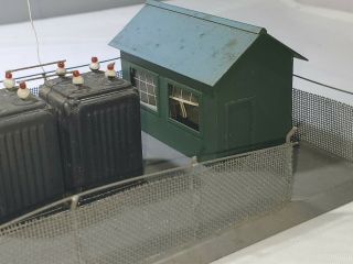 Vintage HO Scale Power Sub Station All Metal W/Light Train Layout 3