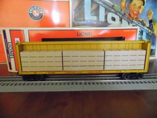 Lionel 6 - 27537 Union Pacific I - Beam Flatcar With Wood Load