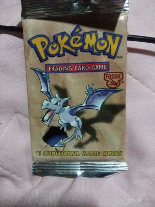 Pokemon 1999 Fossil 1st Edition Booster Pack.  Wizards Of The Coast