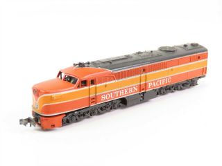 N Scale Con - Cor 2005 Sp Southern Pacific Daylight Pa - 1 Diesel Pwd No W/ Light