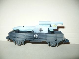 WW2 Peenemünde - camouflaged gondola car w/ V - 1 rocket - N scale - 7cm / 2 3/4 
