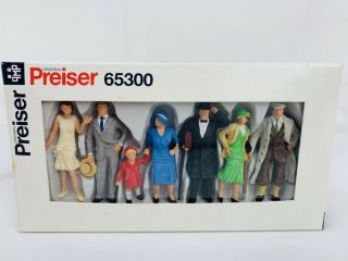1:43 Preiser 65300 Passers - By In 1925 O Scale Layout Diorama Figures