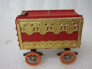 Model Rr - Ho Scale Circus Wagon - Wood With Gold Overlay - Handmade