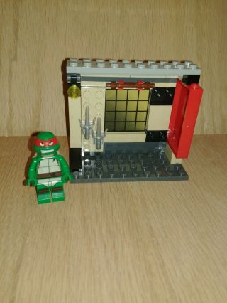Lego Minifig Tmnt Teenage Mutant Ninja Turtles Raphael Minifigure With Dojo Set