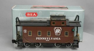 Aristo - Craft,  Rea,  42104 Pennsylvania Railroad Caboose,  Lighted,  With Smoke