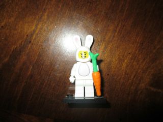 Lego Minifigure Collectibles Bunny Suit Guy Carrot Series 7