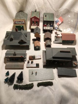 Ho Scale,  Model Train Buildings,  Structures,  People Figures & Accessories