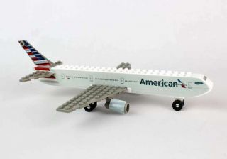Best Lock American Airlines Airplane Construction Toy 55 Piece Brick Toy W/figur
