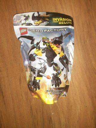Lego Hero Factory Invasion From Below Flyer Beast Versus Breeze